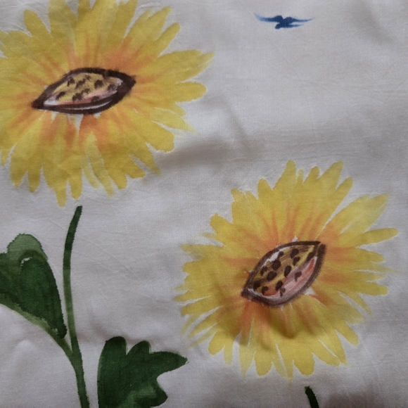 Coco International L/XL White Dress with Handpainted Sunflower Design - Picture 9 of 11